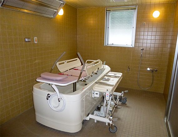 リアンレーヴ狭山 浴室（特殊浴槽）