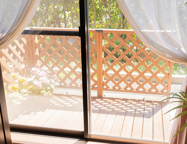 ライフコミューンいずみ中央 居室(ベランダ)