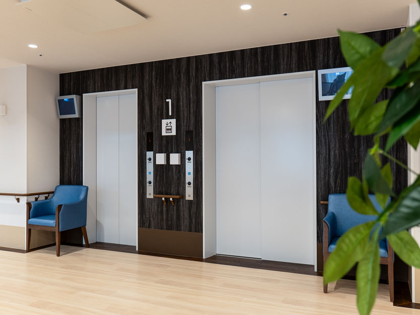 リアンレーヴ明石 エレベーターホール（1F）