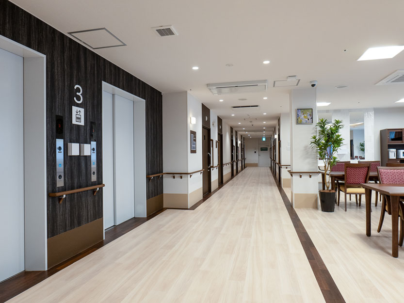 リアンレーヴ明石 エレベーターホール（3F）